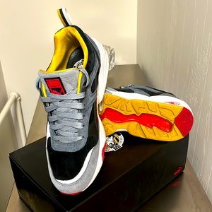 Men’s Puma R698 Business As Usual, black-wind- chime grey-white.  U.S. Size 9